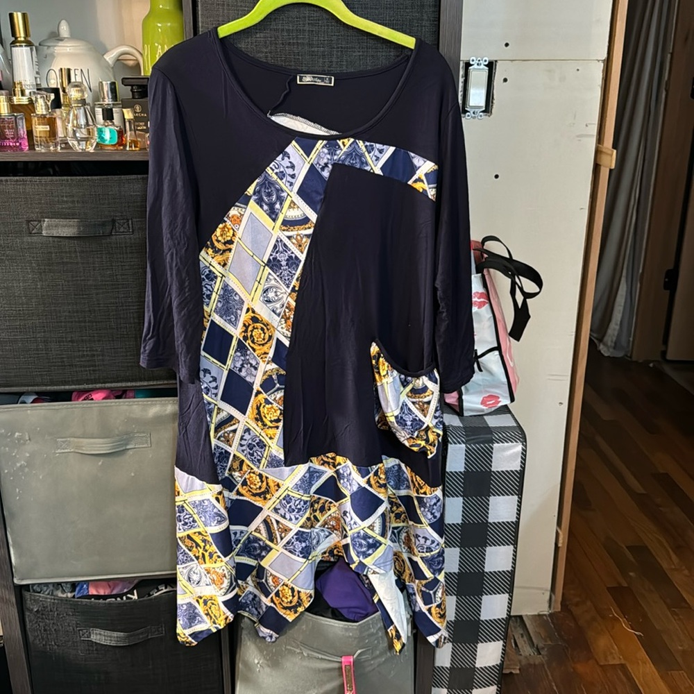 Asymmetrical Hem Tunic  1x